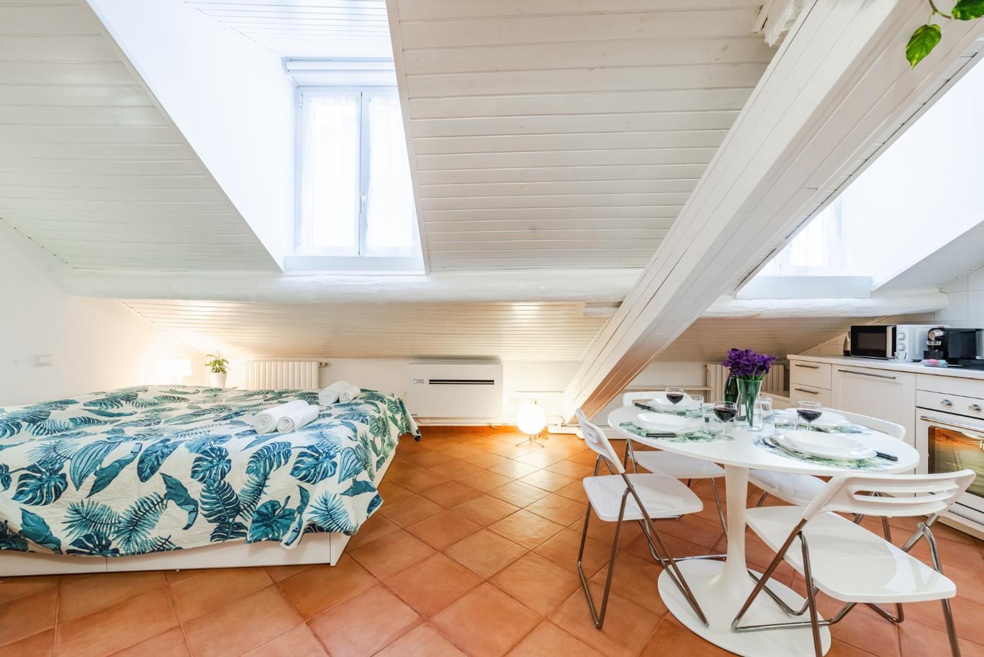The White Jungle - San Babila Attic Apartman Milánó Kültér fotó
